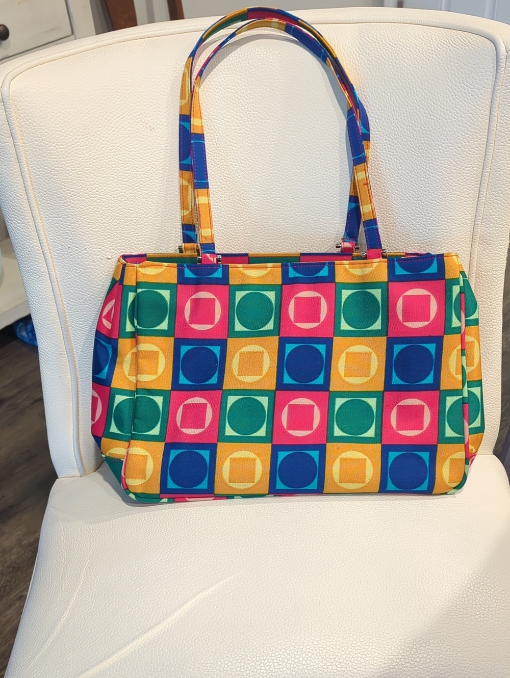 Vibrant Geometric Print Tote Bag in Multi Color